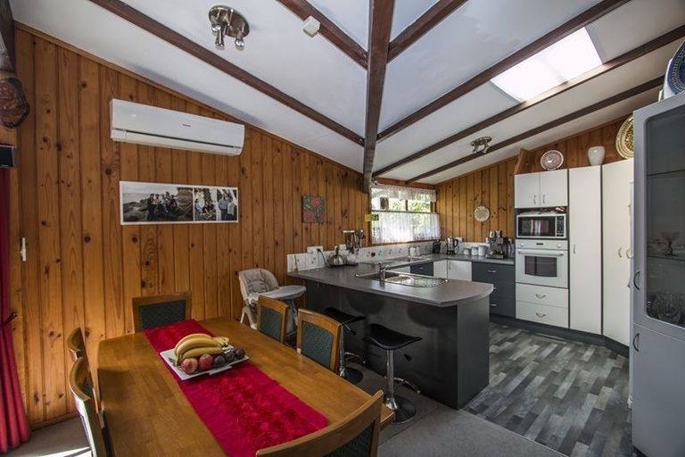 Photo of property in 13 Reynolds Place, Torbay, Auckland, 0630