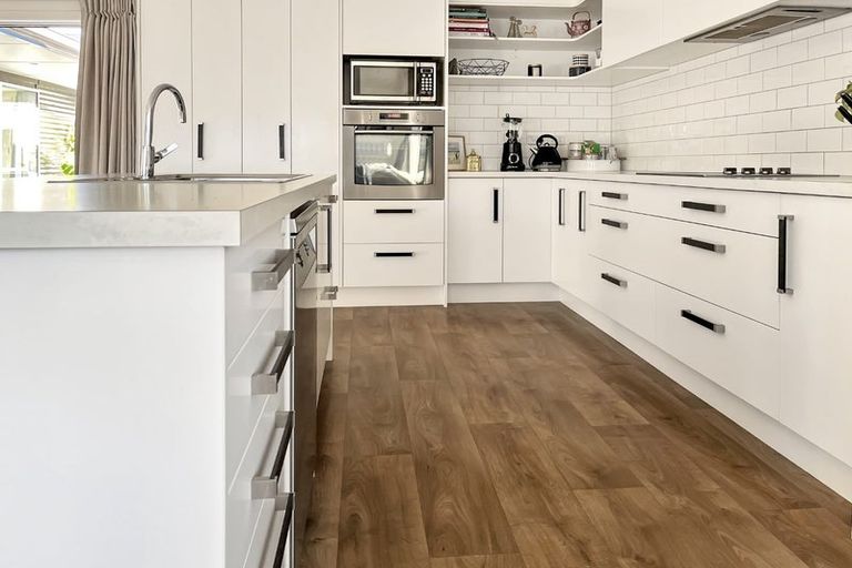 Photo of property in 15 Royal Coachman Drive, Nukuhau, Taupo, 3330