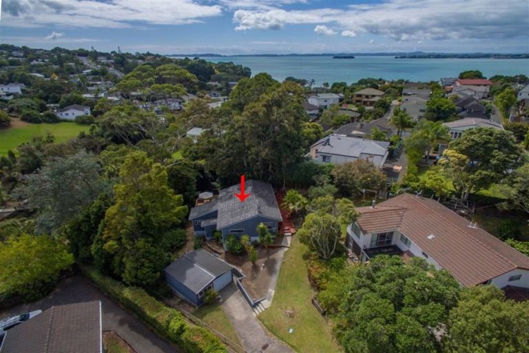 Photo of property in 67 Robbies Road, Shelly Park, Auckland, 2014
