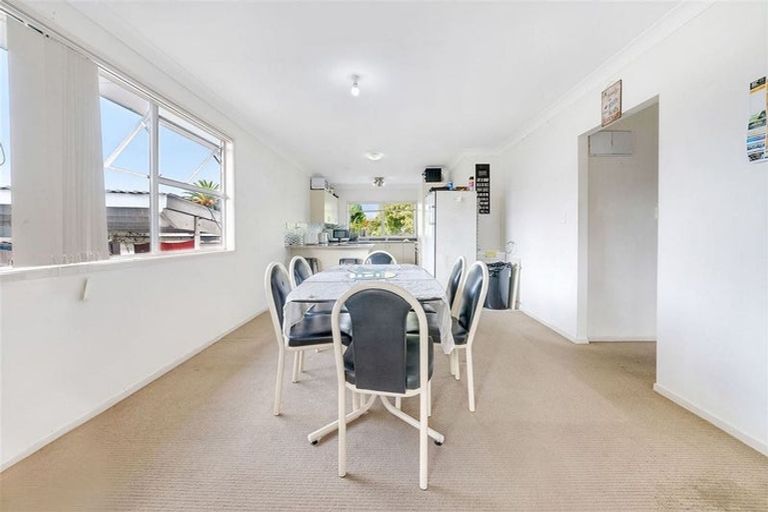 Photo of property in 47 Aarts Avenue, Manurewa, Auckland, 2102