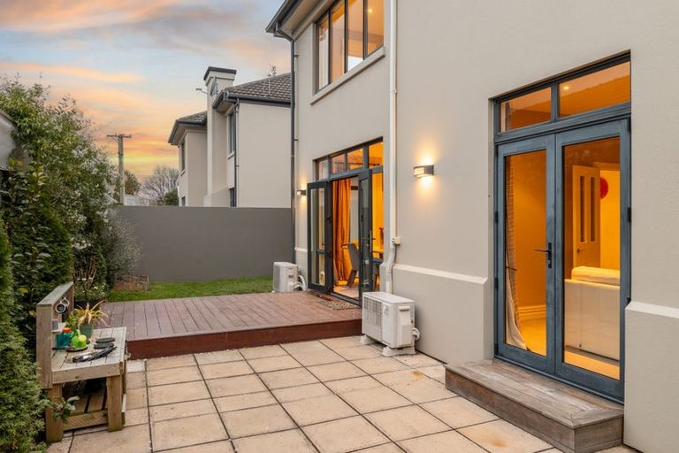 Photo of property in 85a Abberley Crescent, St Albans, Christchurch, 8014