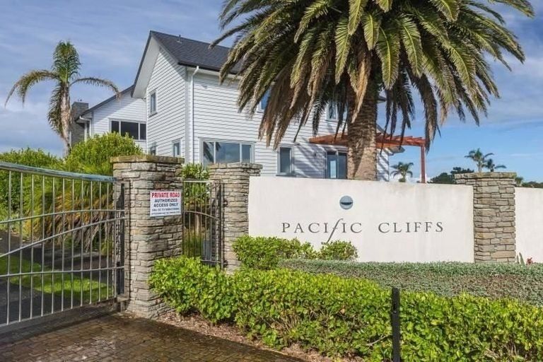 Photo of property in 12 Palm View Terrace, Gulf Harbour, Whangaparaoa, 0930