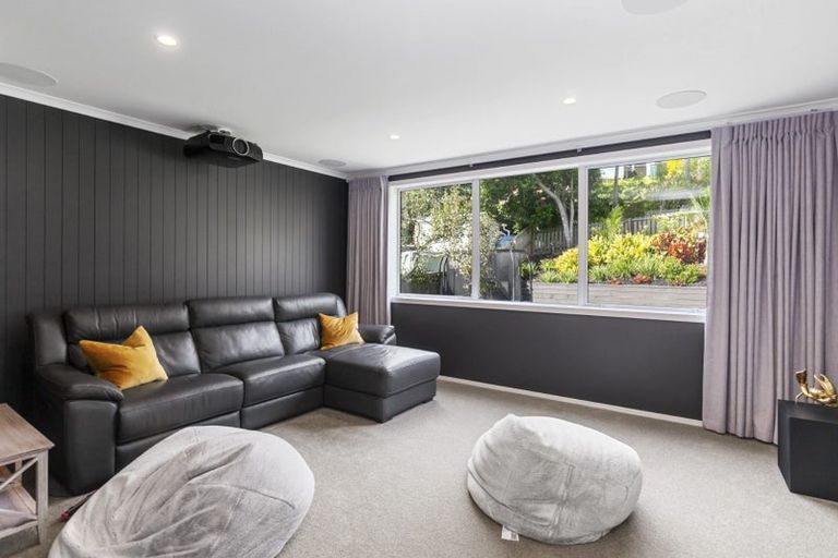 Photo of property in 82 The Circle, Manly, Whangaparaoa, 0930