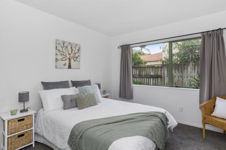 Photo of property in 10 Dalton Drive, Papamoa Beach, Papamoa, 3118