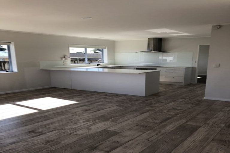 Photo of property in 36a Puriri Road, Pukekohe, 2120