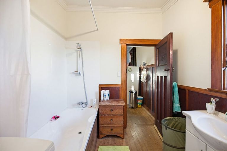 Photo of property in 116 Queen Street, Balfour, 9779