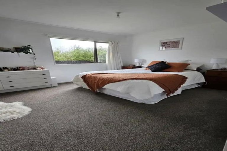 Photo of property in 16 Malcolm Street, Martinborough, 5711