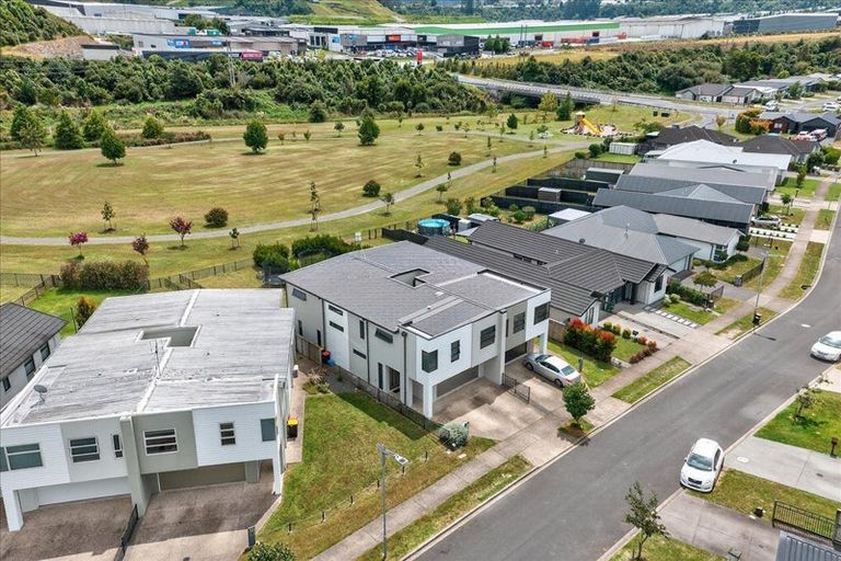 Photo of property in 103 Awataha Crescent, Pyes Pa, Tauranga, 3110