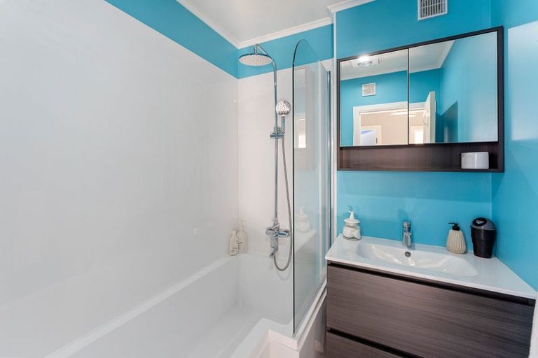 Photo of property in 54 Freemans Road, Otaki, 5512