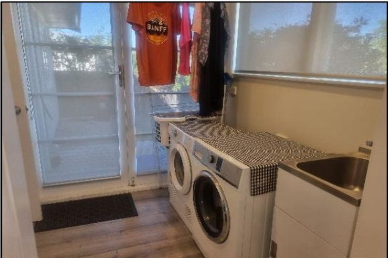 Photo of property in 1207 Louie Street, Parkvale, Hastings, 4122