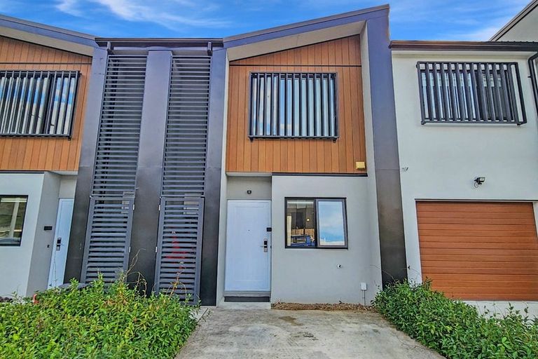 Photo of property in 9 Fitch Lane, Wallaceville, Upper Hutt, 5018