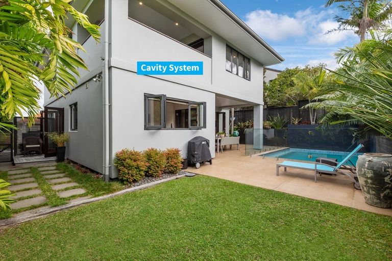 Photo of property in 23a Peter Terrace, Castor Bay, Auckland, 0620