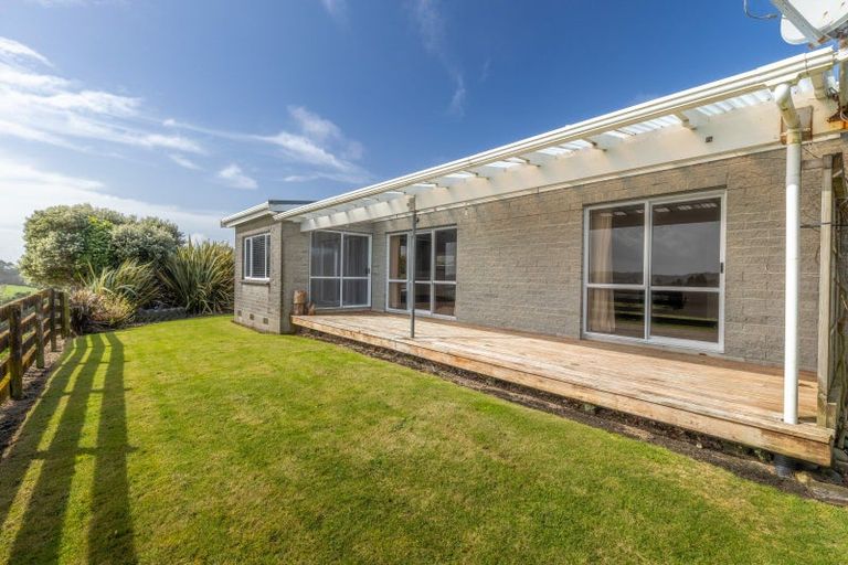 Photo of property in 826 Mokau Road, Mimi, Urenui, 4377