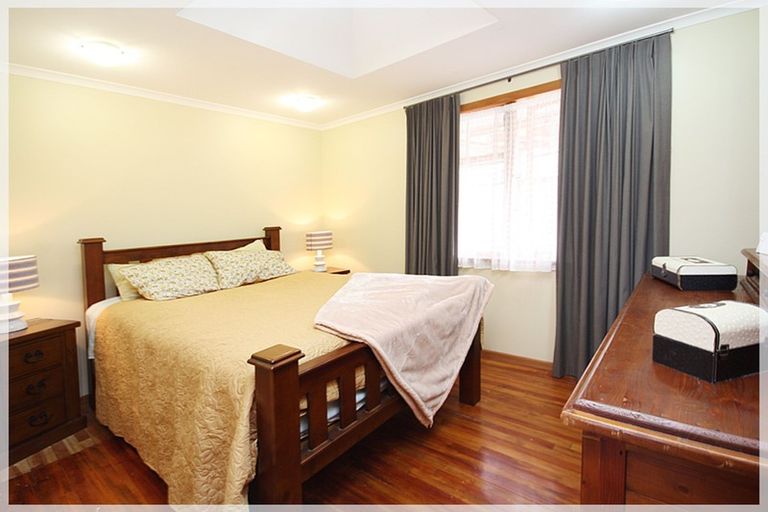 Photo of property in 2 Ngaire Street, Longburn, Palmerston North, 4412