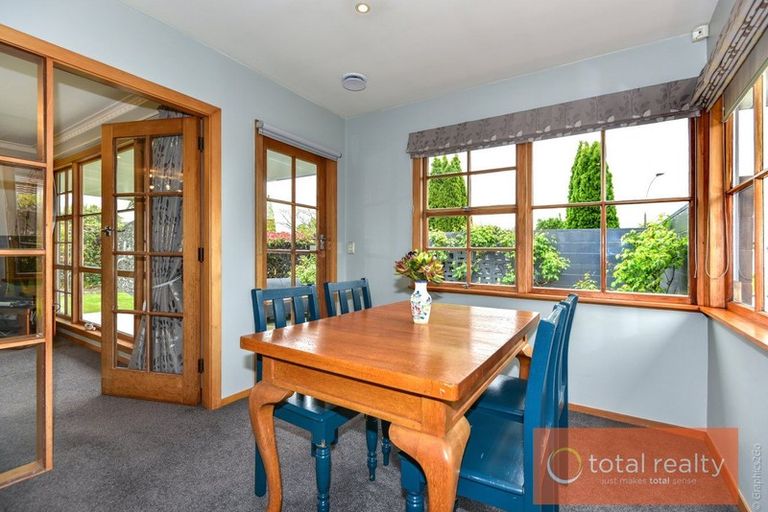 Photo of property in 14 Oldham Crescent, Halswell, Christchurch, 8025