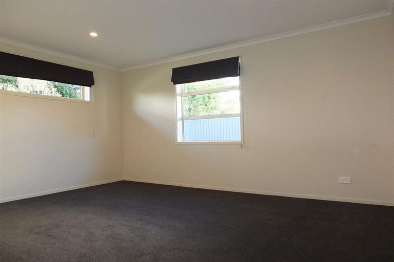 Photo of property in 40 Peer Street, Upper Riccarton, Christchurch, 8041