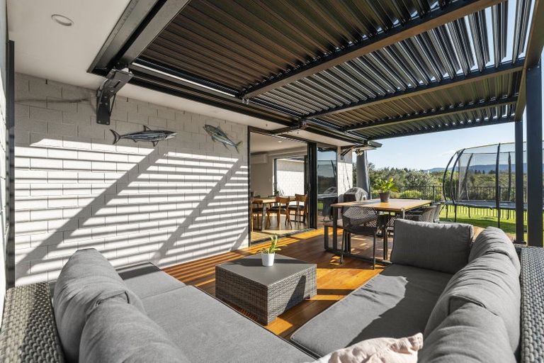 Photo of property in 18 Traverse Lane, Omokoroa, 3114