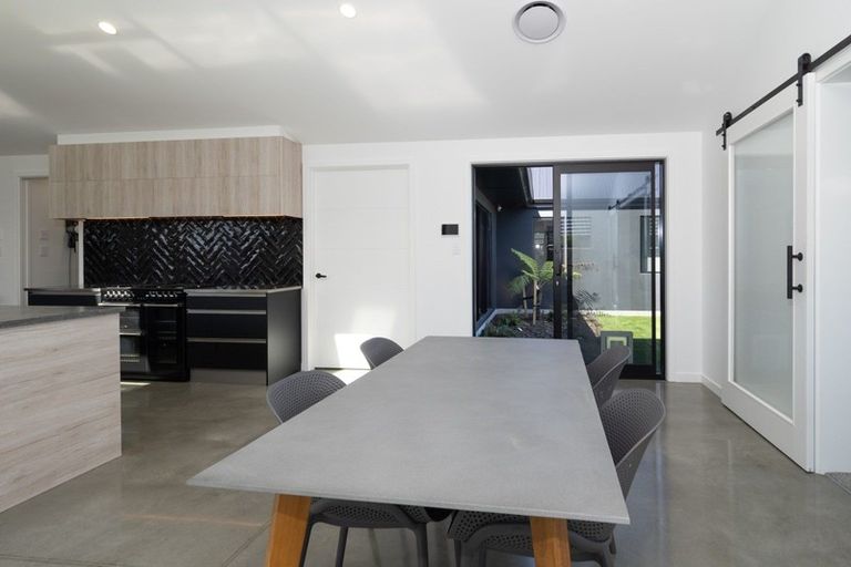 Photo of property in 16 Torbay Avenue, Huntingdon, Ashburton, 7774