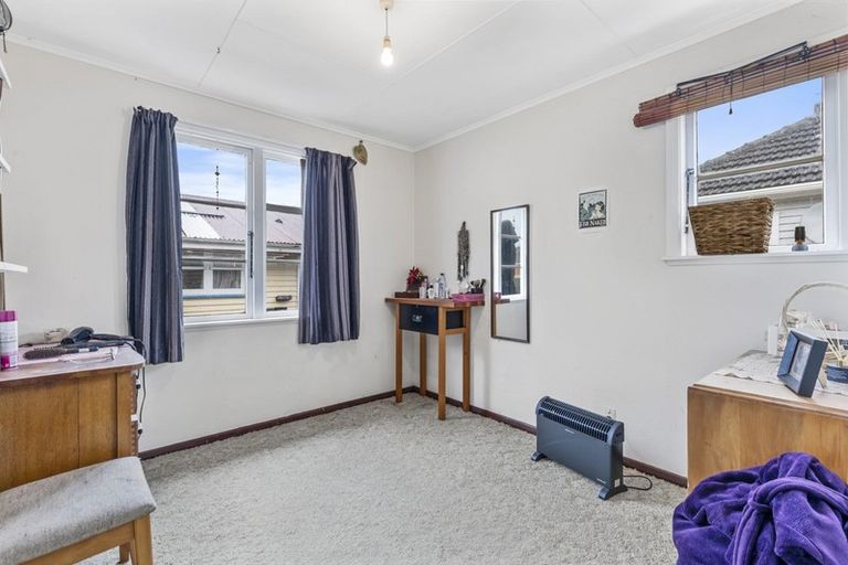 Photo of property in 12 Dempsey Street, Naenae, Lower Hutt, 5011