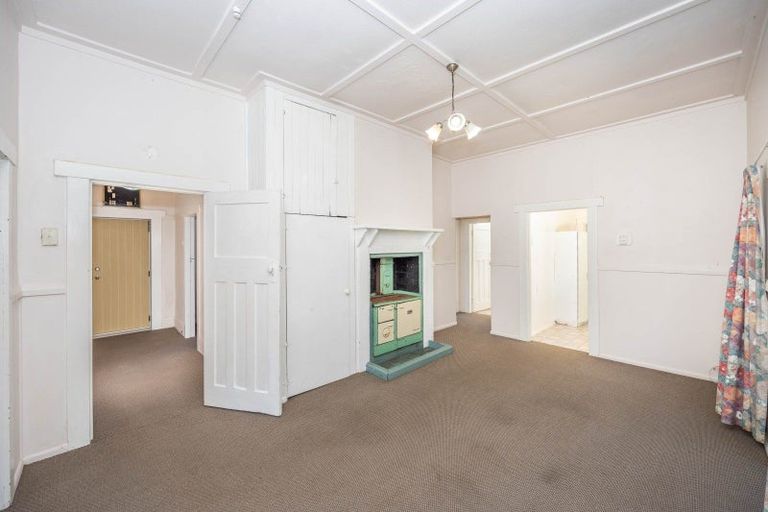 Photo of property in 194 Great South Road, Huntly, 3700