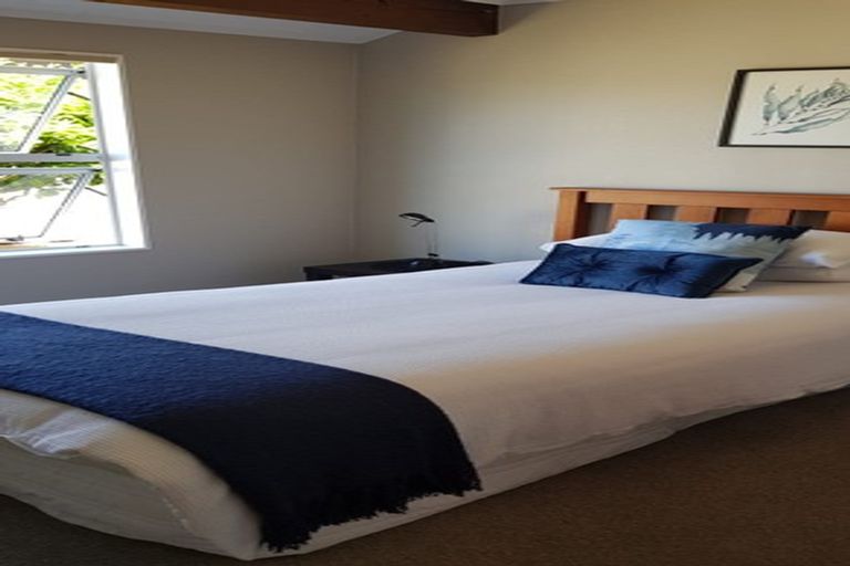 Photo of property in 4 Alley Place, Taradale, Napier, 4112