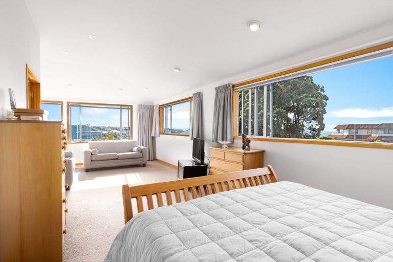 Photo of property in 7 Kowhai Road, Mairangi Bay, Auckland, 0630