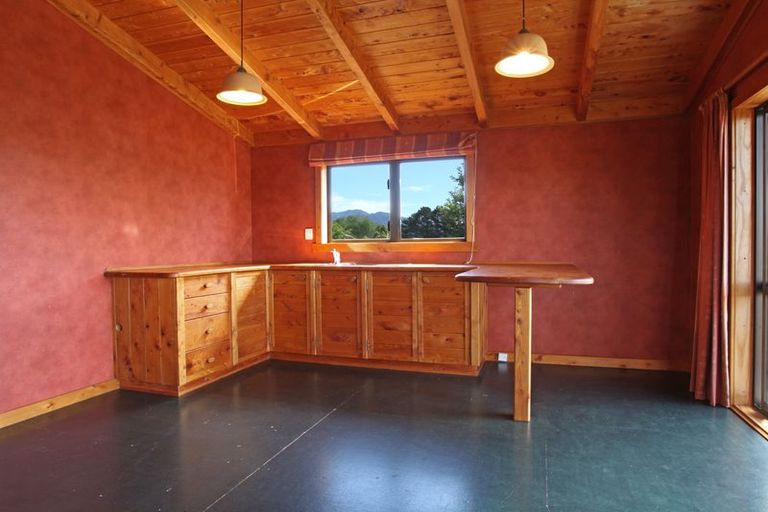 Photo of property in 24 Taipari Avenue, Raglan, 3225