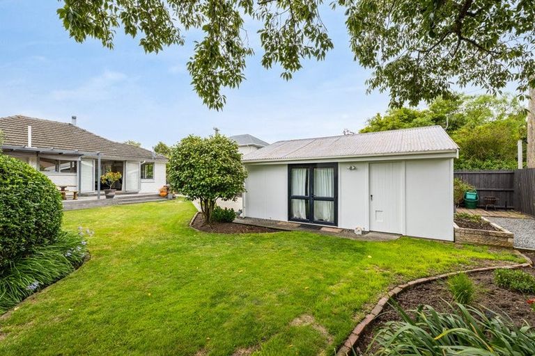 Photo of property in 10 Reynolds Avenue, Bishopdale, Christchurch, 8053