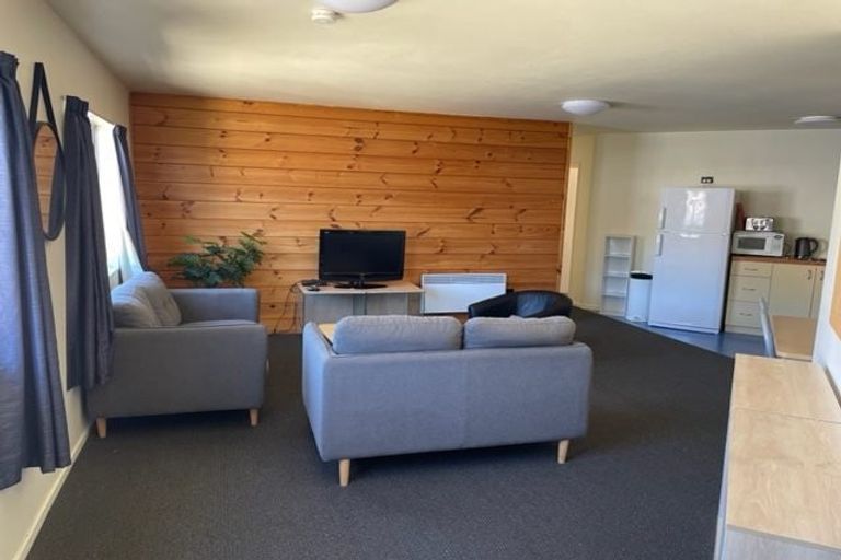 Photo of property in Basin Reserve Complex, 13/4 Sussex Street, Mount Cook, Wellington, 6021