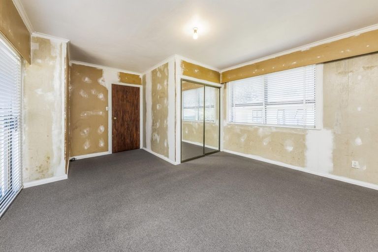 Photo of property in 16 Eastburn Street, Papakura, 2110