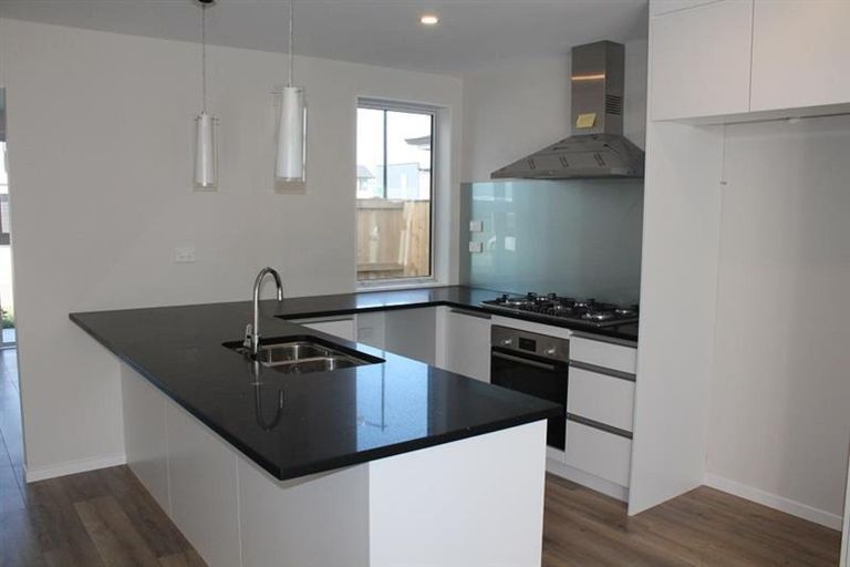 Photo of property in 7 Hollowout Street, Takanini, 2112