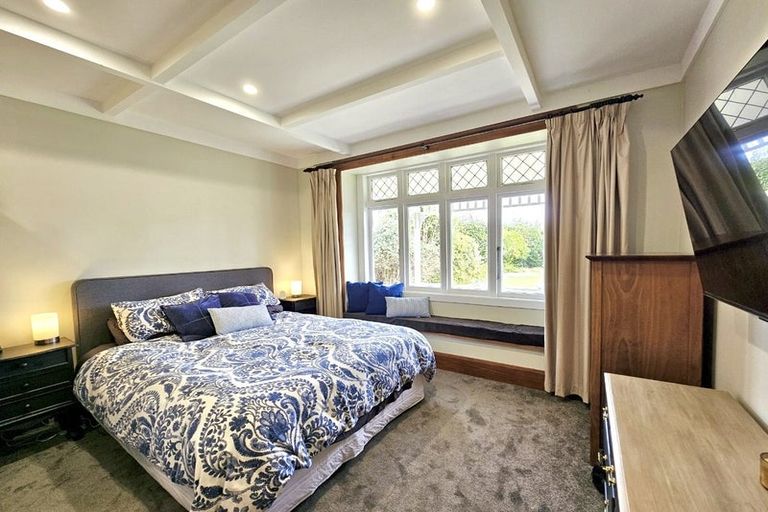 Photo of property in 56 Queenwood Road, Levin, 5510