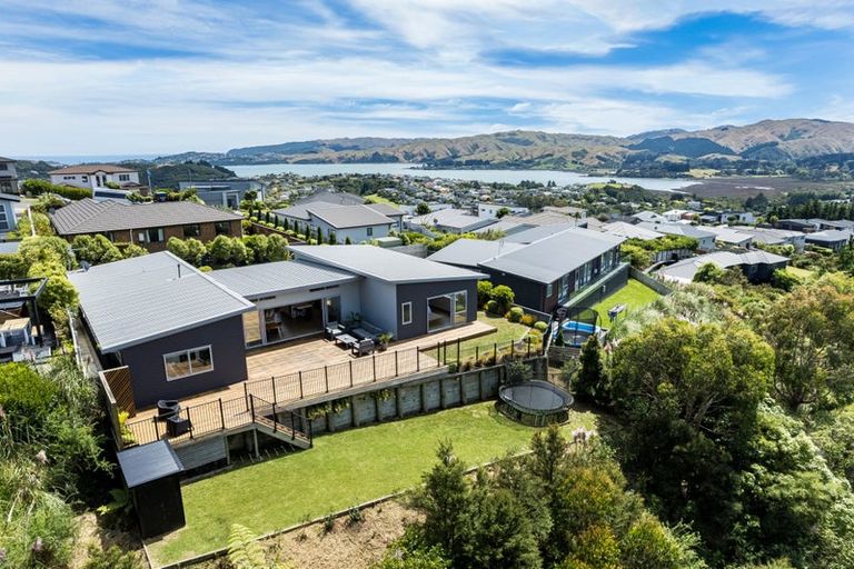 Photo of property in 136 Endeavour Drive, Whitby, Porirua, 5024