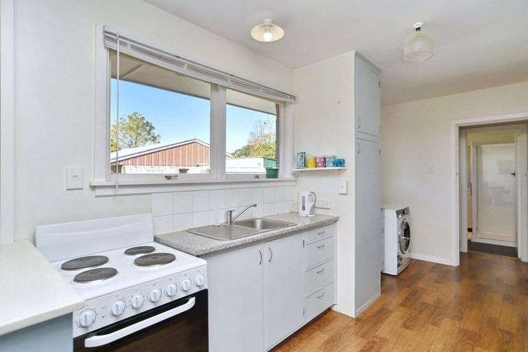Photo of property in 10b Mcalpine Place, Rangiora, 7400
