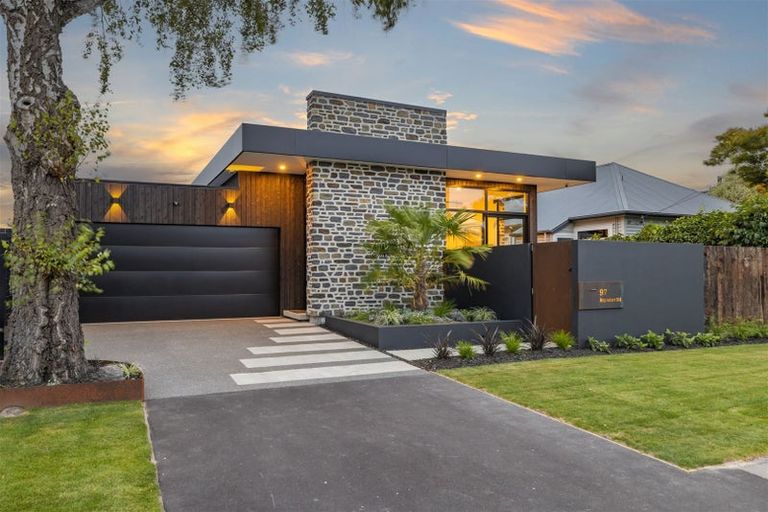 Photo of property in 97 Bryndwr Road, Bryndwr, Christchurch, 8052