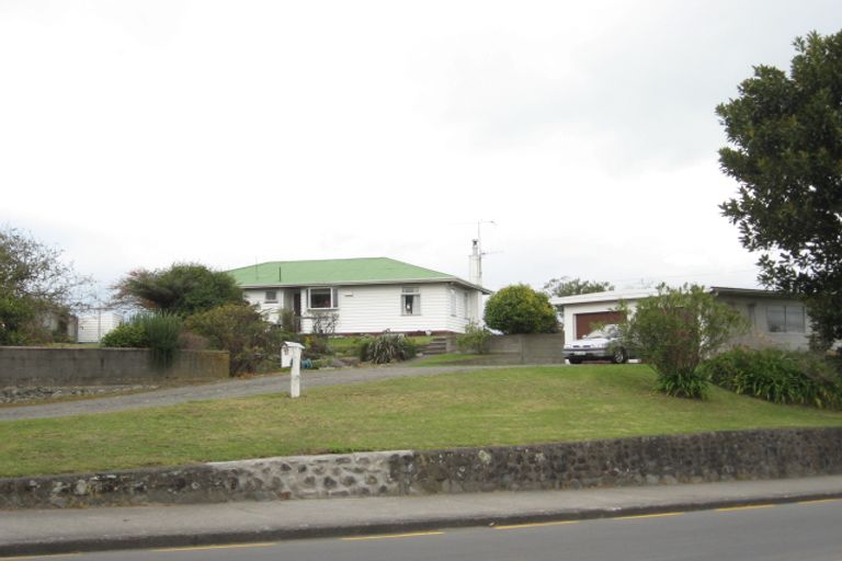 Photo of property in 72 Raumati Road, Raumati Beach, Paraparaumu, 5032
