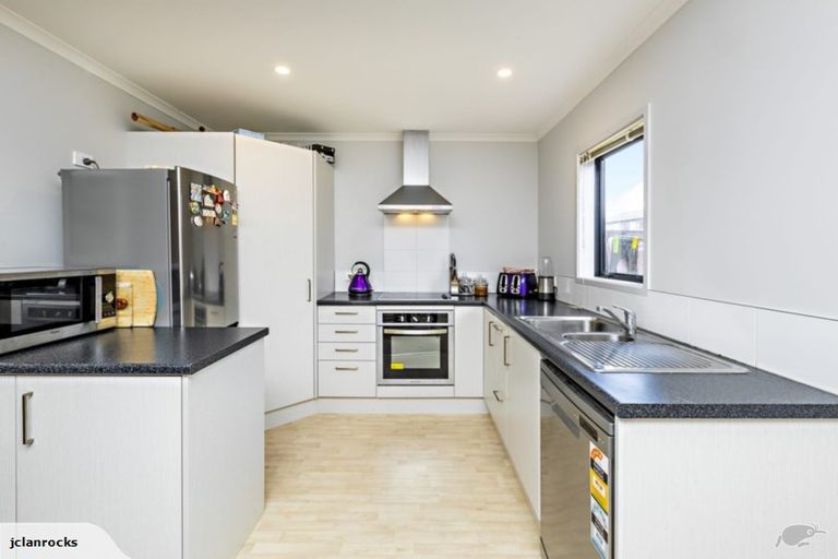 Photo of property in 58 Kaimoana Street, Weymouth, Auckland, 2103