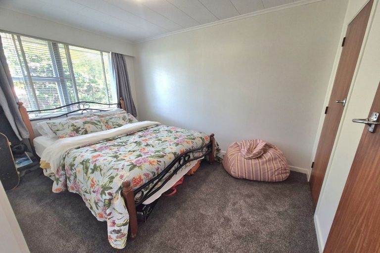 Photo of property in 4/11 Sutherland Avenue, Silverstream, Upper Hutt, 5019