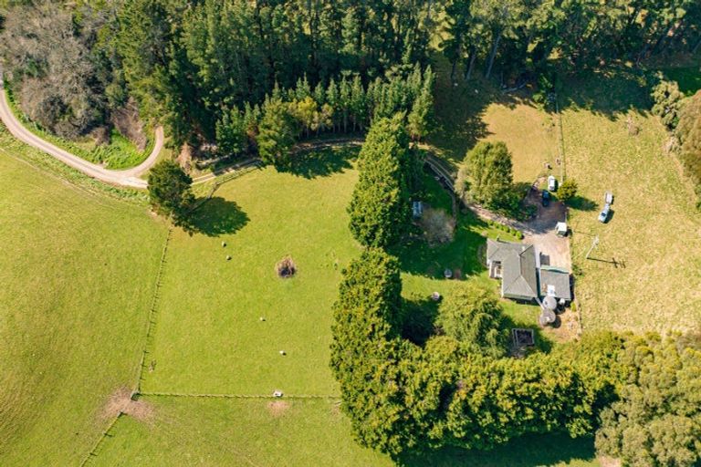 Photo of property in 398 Dorsets Road, Rangitumau, Masterton, 5882