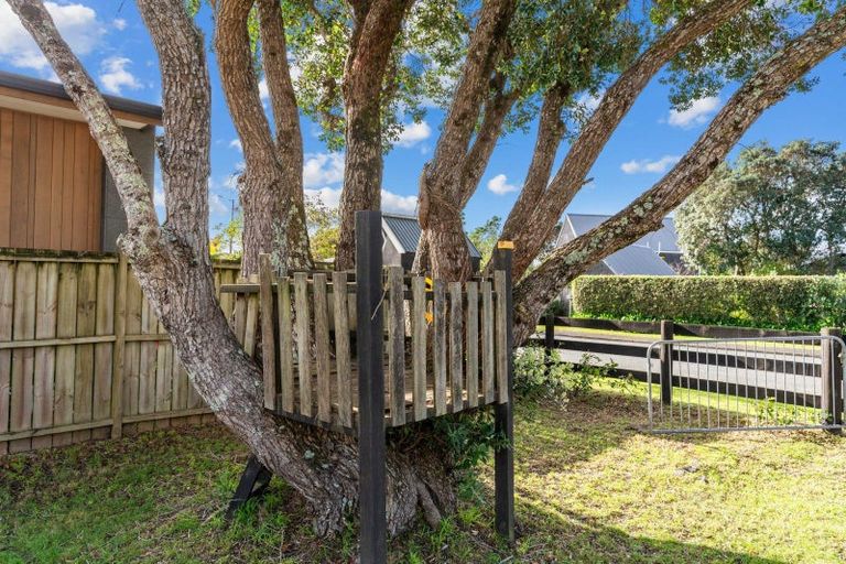 Photo of property in 11 Margaret Street, Mangawhai Heads, Mangawhai, 0505