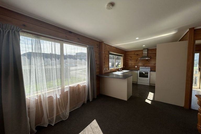 Photo of property in 4 Dimock Street, Titahi Bay, Porirua, 5022