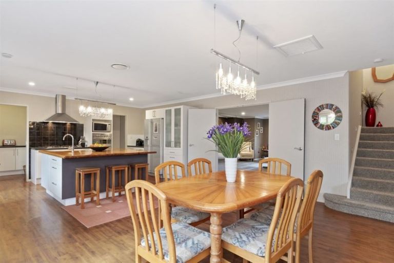 Photo of property in 82 Woodleigh Place, Ohauiti, Tauranga, 3112