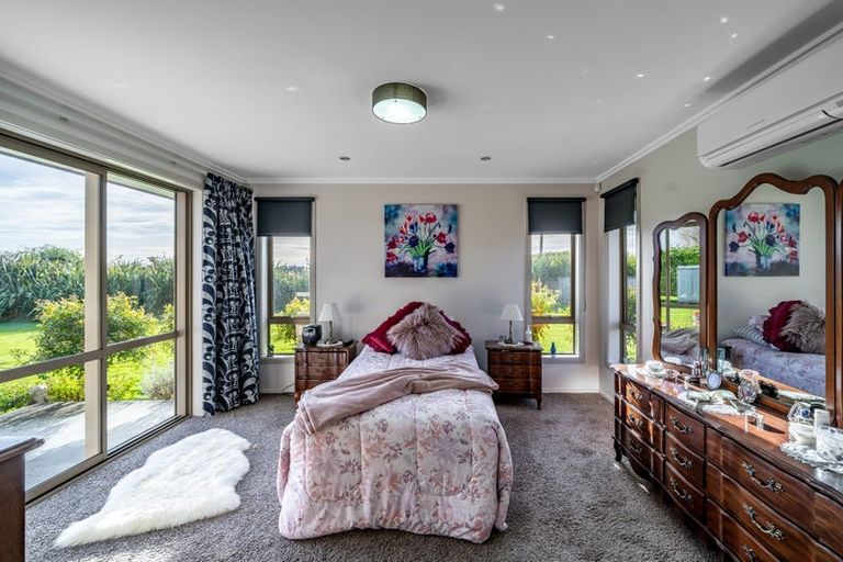 Photo of property in 20 Majestic Chance, Seaward Bush, Invercargill, 9812