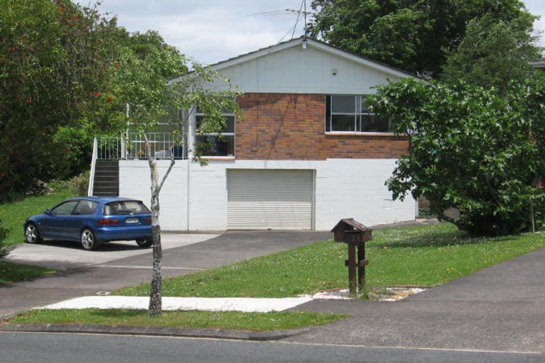 Photo of property in 31 Pooley Street, Pakuranga Heights, Auckland, 2010