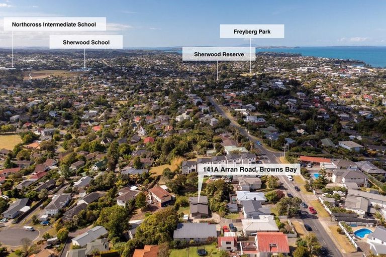 Photo of property in 141a Arran Road, Browns Bay, Auckland, 0630