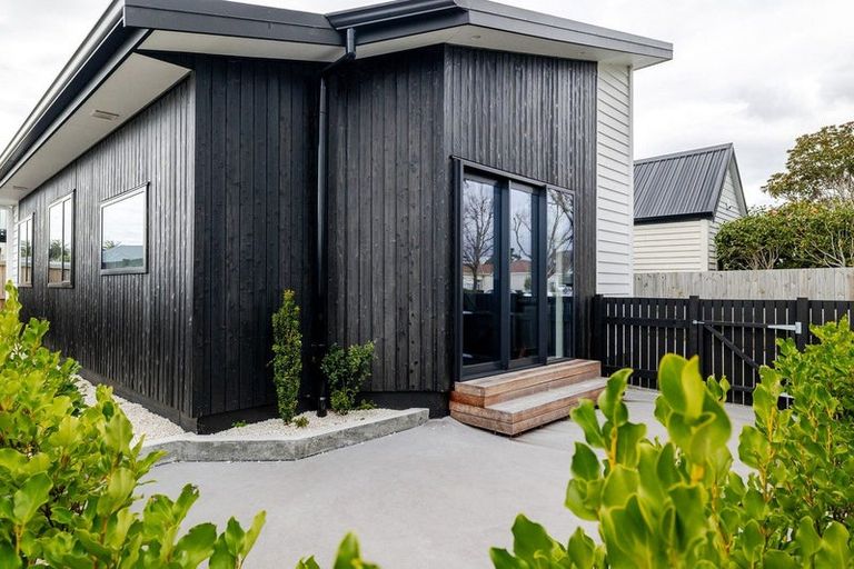 Photo of property in 83 Victoria Avenue, Palmerston North, 4410