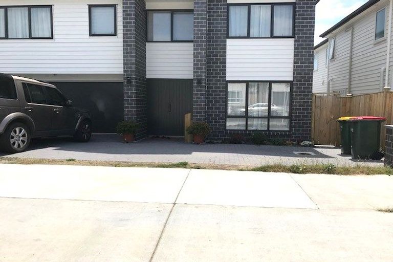 Photo of property in 31 Hikuawa Road, Flat Bush, Auckland, 2019