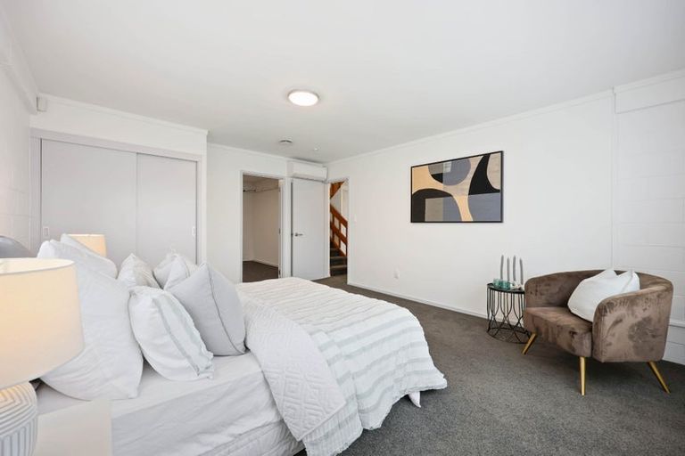 Photo of property in 5 Vintage Drive, Henderson, Auckland, 0612