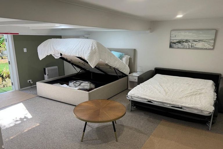 Photo of property in 36 Rame Road, Greenhithe, Auckland, 0632