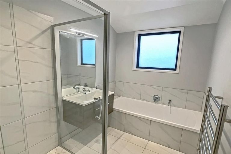 Photo of property in 11 Harry Richards Way, Pokeno, 2402